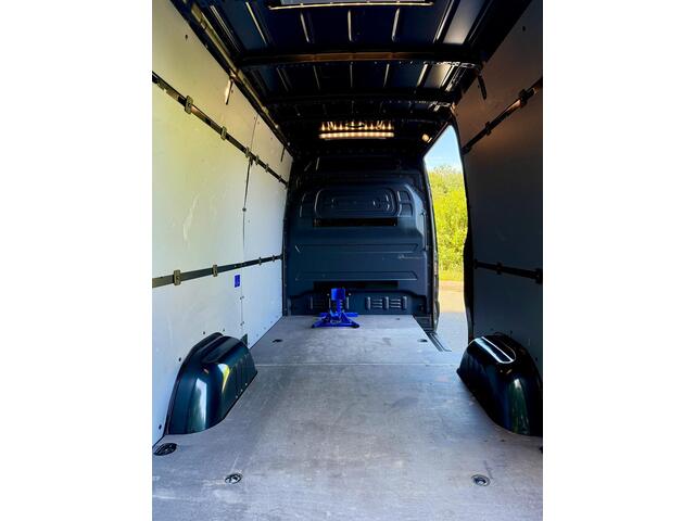 Mercedes-Benz SPRINTER 319 V6 3.0CDI L2H2, 360 Camera, 3500KG Trekhaak, Geveerde stoel,