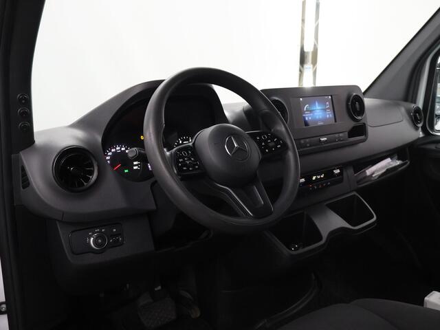 Mercedes-Benz SPRINTER 317 CDI L2 H2 | Aut. | 3500 KG Trekhaak | Inbouw | Parkeercamera | Bluetooth | Airco | Keyless Go | Certified