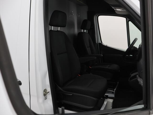 Mercedes-Benz SPRINTER 317 CDI L2 H2 | Aut. | 3500 KG Trekhaak | Inbouw | Parkeercamera | Bluetooth | Airco | Keyless Go | Certified