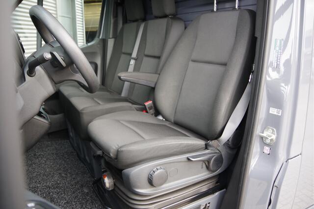Mercedes-Benz SPRINTER 316 2.2 CDI L2H2 AUT. LED, TREKHAAK, STANDKACHEL, STOELVERWARMING, CAMERA, CRUISE, GEVEERDE STOEL