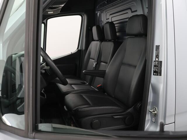 Mercedes-Benz SPRINTER 319 CDI | Aut. | L2 H2 | Pro | 3500 KG. AHW | LED | 3500 KG AHW VOORBEREIDING | STOELVERWARMING | ACHTERUITRIJCAMERA | METALLIC | E4S SMARTPHONE INTEGRATIE | DODEHOEKDETECTIE | LICHTMETALEN VELGEN