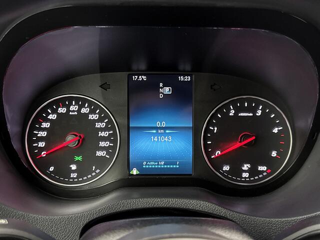 Mercedes-Benz SPRINTER 315 1.9 CDI L2H2 Automaat Navigatie Luchtgeveerde stoel Camera Sidebars Cruise control Airco MBUX