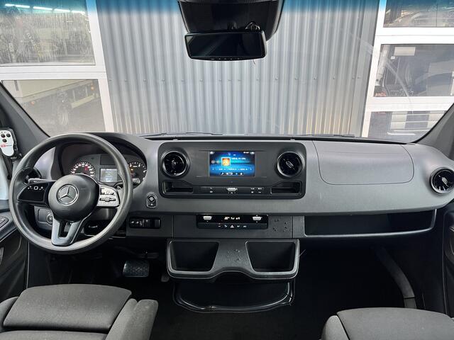 Mercedes-Benz SPRINTER 514 CDI 366 Hiab Laadkraan 018T Trekhaak 3500kg trekgewicht Airco 6-Persoons Open laadbak Pick-up Euro 6 Verkeersbord Actiebord Pijlenbord Bakwagen P-up Tachograaf 1e eigenaar ex gemeente