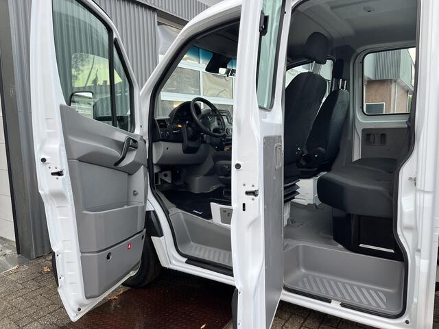 Mercedes-Benz SPRINTER 514 CDI 366 Hiab Laadkraan 018T Trekhaak 3500kg Airco 6 persoons uitvoering Open laadbak Pick-up Euro 6 Verkeersbord Actiebord Pijlenbord Bakwagen P-up Tachograaf 1e eigenaar ex gemeente
