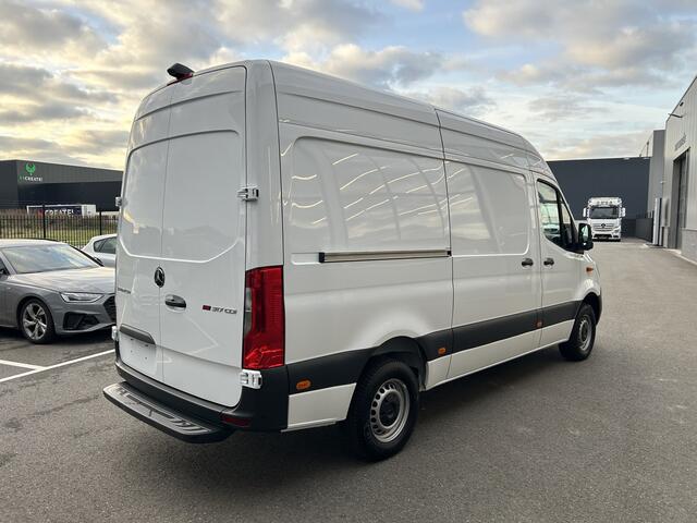 Mercedes-Benz SPRINTER 317 CDI L2 H2 MBUX / 360 Camera / Parkeersensoren / Navigatie / Cruise control / Airco / 270 Graden achterdeuren