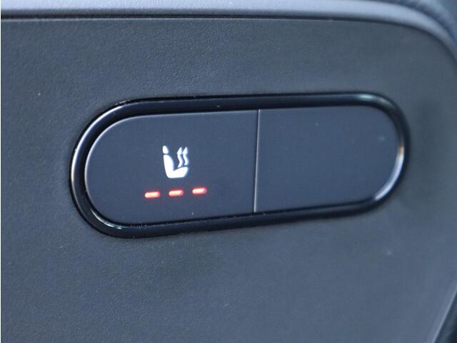 Mercedes-Benz SPRINTER 319 1.9 CDI L2 Pro DISTRONIC 3,5T AHW 360gr. CAMERA NAVI