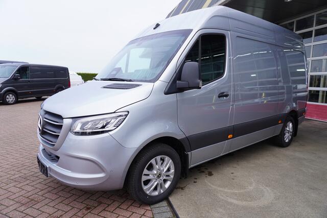 Mercedes-Benz SPRINTER 319 1.9 CDI 191PK L2H2 Select Automaat nr. V113 | Airco | Cruise | Camera | LED