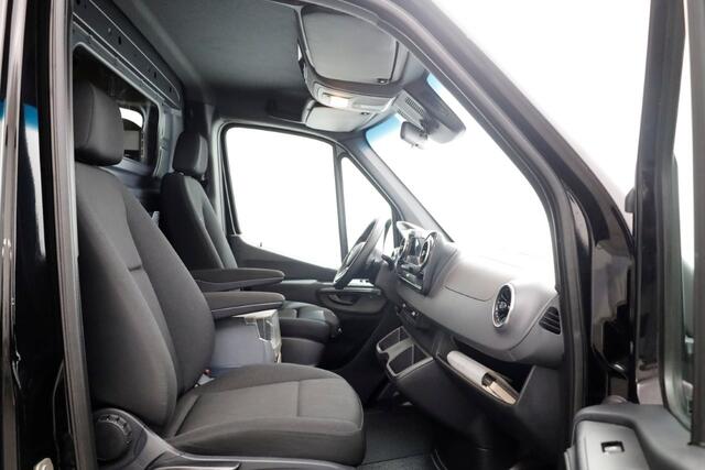 Mercedes-Benz SPRINTER 319 CDI 3.0 V6 190pk L2H2 7G Automaat LED/Inrichting/Trekhaak 3500kg 07-2019