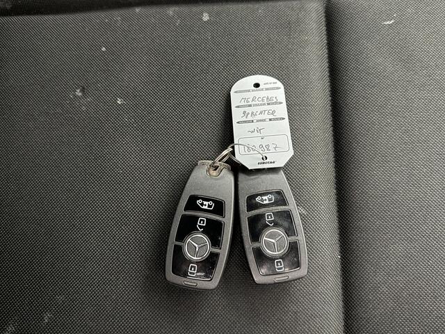 Mercedes-Benz SPRINTER 316CDI L3H2 Maxi | Airco | Cruise | 3-Persoons | NAvigatie | Camera