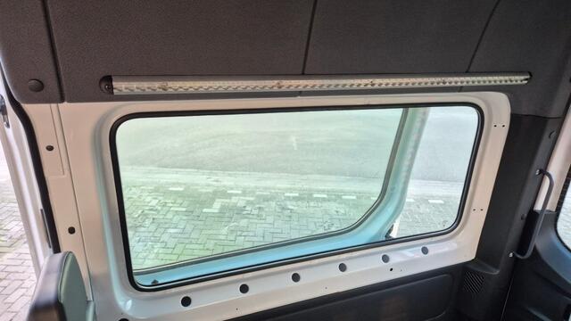 Mercedes-Benz SPRINTER 9-persoons Rolstoelbus met e-lift Incl- BPM