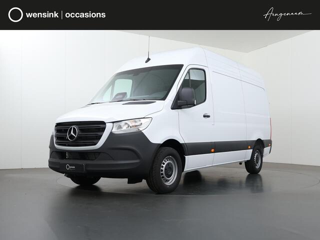 Mercedes-Benz SPRINTER 317 CDI | L2 H2 | Aut. | RWD | PRO | BPM VRIJ! | 3500 KG AHW | CARPLAY | ANDROID AUTO | 3-ZITS | CRUISE | CAMERA | AIRCO | SPOORASSISTENT | DODEHOEKDETECTIE |