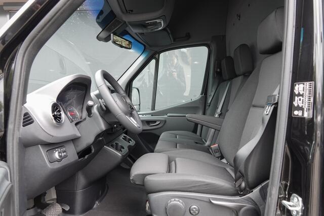 Mercedes-Benz SPRINTER L2H2 317Cdi 170Pk 9G-Tronic | 2x Deur | RWD | Obsidian Black