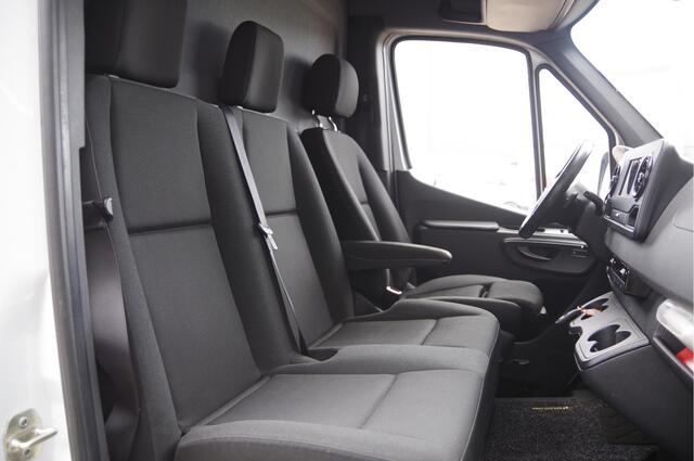 Mercedes-Benz SPRINTER 319 3.0 V6 3P, AUT. LED, STANDKACHEL, STOELVERWARMING, CAMERA, CRUISE, LEDER STUUR, NAVI BY APPLE CARPLAY