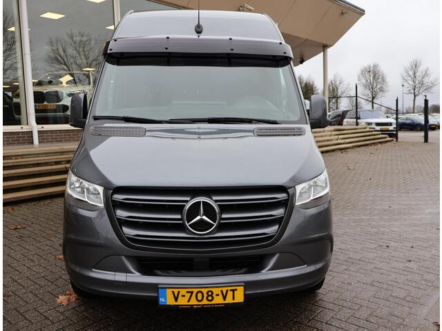 Mercedes-Benz SPRINTER 319 3.0 CDI V6 AUT. L3H2 - 3500 KG TREKHAAK | MBUX BREEDBEELD | 18 INCH LMV | CAMERA