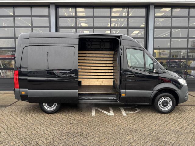 Mercedes-Benz SPRINTER 315 1.9 CDI L2H2 RWD