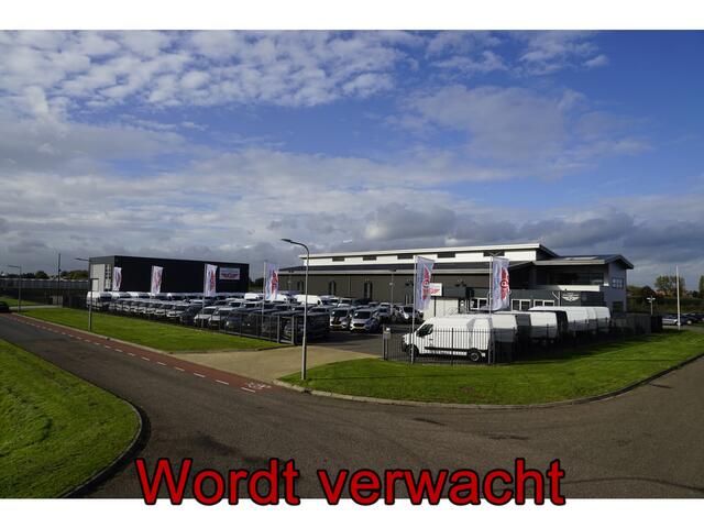 Mercedes-Benz SPRINTER 519 V6 3.0 CDI L3H2 Black Edition Camera, Carplay, 190pk, 3500kg Trekhaak, N1 Registratie, Automaat, Multimedia, Leder, Uniek!