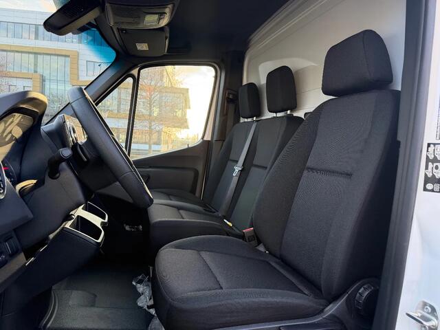 Mercedes-Benz SPRINTER 315CDI Chasi Cabine ( 3,66 Wielbasis ) Automaat Airco Cruisecontrol BPM VRIJ