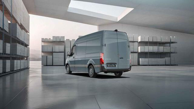Mercedes-Benz SPRINTER 317 CDI L2 H2 Pro