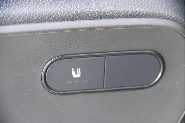 Mercedes-Benz SPRINTER 319 3.0 CDI V6 L2H2 AUT. LED, LUCHTVERING, MBUX 10'', 360 CAMERA, STOELVERWARMING, CRUISE, CLIMA, PARKEERSENSOREN