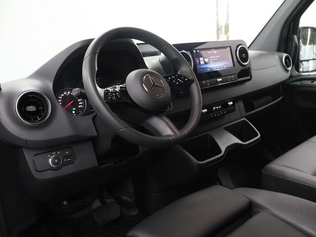 Mercedes-Benz SPRINTER 317 CDI | Aut. | L2 H2 | Pro | LED Koplampen | 3 zits | Achteruitrijcamera | Betimmering | Laadvloer | Lichtmetalen Velgen | Trekhaak | Certified