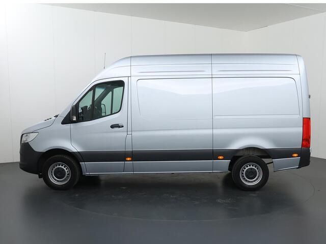 Mercedes-Benz SPRINTER 315 CDI | L2 H2 | PRO | 3 zits | Achteruitrijcamera | Betimmering | Laadvloer | Apple Carplay/Android Auto | Certified