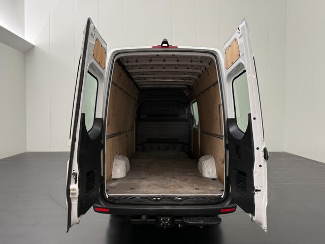 Mercedes-Benz SPRINTER 317CDI Automaat L3H2 Maxi | 3500Kg Trekhaak | Navigatie | Camera | 3-Zits | Airco | Cruise