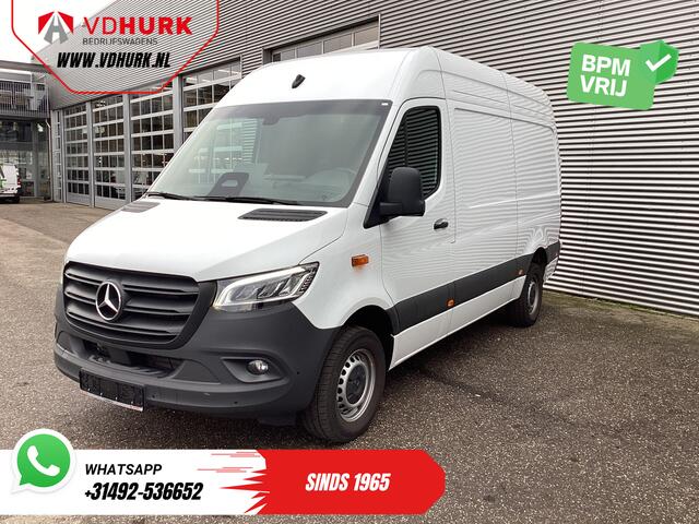 Mercedes-Benz SPRINTER 317 CDI Aut. L2H2 3.5t Trekverm./ LED/ Gev. Stoel/ 270 Gr.Deuren/ Stoelverw./ Airco/ Navi/ Camera/ Cruise/ PDC/ DAB