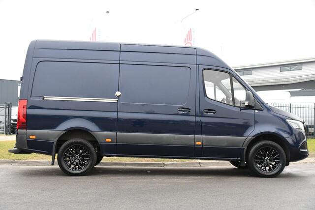 Mercedes-Benz SPRINTER 317 1.9 CDI L2H2 RWD PB Edition Cruise, Camera, Carplay, Stoelverwarming, 170pk, Automaat, Trekhaak, Standkachel, Leder, Uniek!