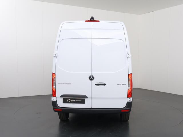 Mercedes-Benz SPRINTER 317 CDI | Aut. | L2 H2 | Pro | 3-zits | Airco | Cruise Control | 3500 KG. AHW | Parkeercamera | Certified