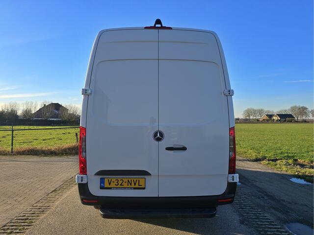 Mercedes-Benz SPRINTER 315 1.9 CDI L2 H2 RWD - 150 Pk - Euro 6 - ParkeerCamera - MBUX - Airco - Cruise Control