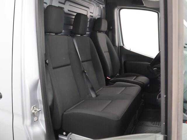 Mercedes-Benz SPRINTER 315 CDI | L2 H2 | Pro | 3 zits | Achteruitrijcamera | Betimmering | Laadvloer | Apple Carplay/Android Auto | Certified