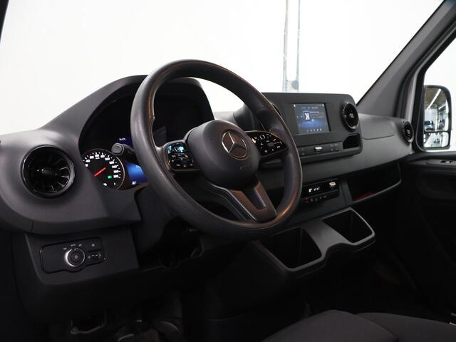 Mercedes-Benz SPRINTER 317 CDI | Aut. | L2 H2 | DEALER ONDERHOUDEN | NAVIGATIE | CRUISE CONTROL | CAMERA | 2-ZITS | AIRCO | CARPLAY EN ANDROID AUTO | OPSTAP W73