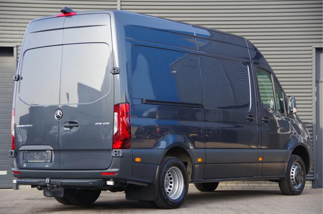 Mercedes-Benz SPRINTER 519 3.0 CDI V6 L2H2 DUBBELLUCHT, LUCHTVERING, LED, ADAPT. CRUISE, STANDKACHEL, STOELVERWARMING, 360 CAMERA, MBUX 10'', ELEKTR. SCHUIFDEUR, 2X GEVEERDE STOEL, DUBBEL LUCHT