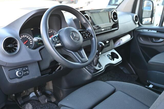 Mercedes-Benz SPRINTER 315 CDI L2H1 RWD 3500 kg trekhaak, Geveerde stoel, MBUX 10.25, Werkplaats inrichting, Etc.