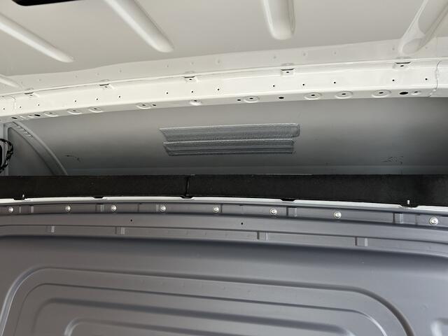 Mercedes-Benz SPRINTER 317 CDI L2 H2 Automaat / 360 Camera / MBUX / Navigatie / Cruise control / Airco / 270 Graden achterdeuren