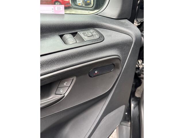 Mercedes-Benz SPRINTER 319 1.9 CDI L2 Pro