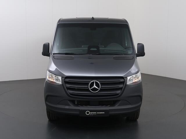 Mercedes-Benz SPRINTER 317 CDI | Aut. | L2 H1 | Pro | 3-zits | Parkeercamera | Trekhaak 3500 KG. | Alarm | Certified