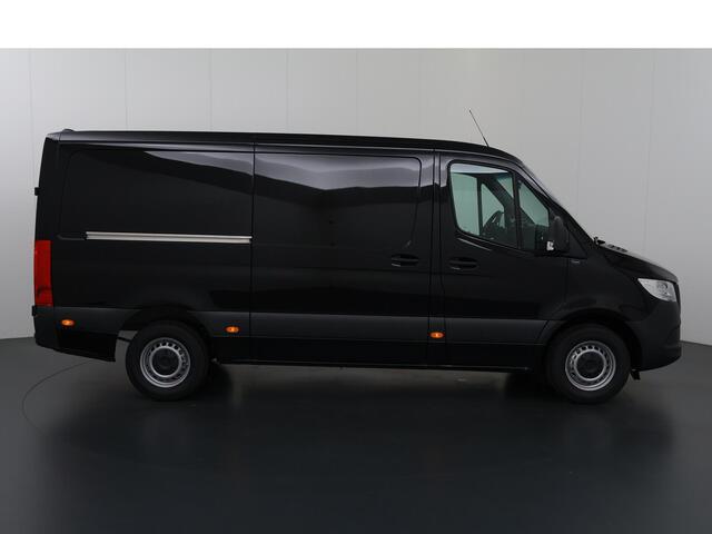 Mercedes-Benz SPRINTER 317 CDI L2 H1 RWD | BPM VRIJ | 3500 kg Trekgewicht | 3-zits | Achteruitrijcamera | Airco Inbouw | Cruise Control |