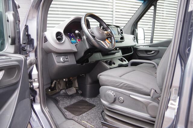 Mercedes-Benz SPRINTER 319 3.0 CDI V6 AUT. LED, 2X SCHUIFDEUR, MBUX 10'', ADAPT. CRUISE, CAMERA, NAVI, CLIMA, STANDKACHEL, 2 SCHUIFDEUREN, DUBBELE SCHUIFDEUREN