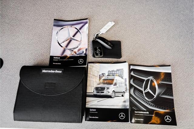 Mercedes-Benz SPRINTER 319 1.9 CDI L2H2 RWD Distronic Camera LED Navi Trekhaak 3.5T