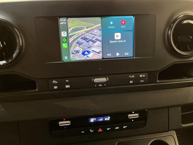 Mercedes-Benz SPRINTER 317 CDI L2H2 RWD Automaat / Servicebus / Sortimo Inrichting / Euro 6 / Airco / Camera / Lier / CarPlay / Cruise Control / Navigatie / 33.600 KM !!