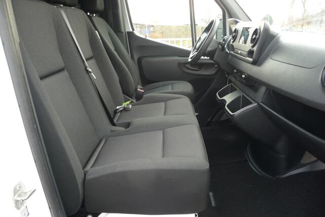 Mercedes-Benz SPRINTER 215 1.9 CDI L2H2 FWD autm trekhaak, 2000kg, camera