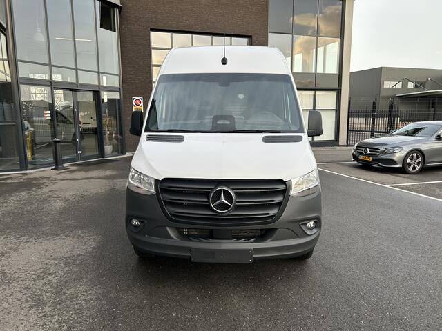 Mercedes-Benz SPRINTER 317 CDI L2 H2 Pro Facelift / MBUX / Navigatie / Camera / Cruise control / Airco / 270 Graden achterdeuren