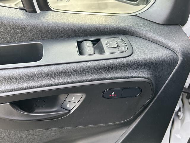 Mercedes-Benz SPRINTER 317 CDI L2 H2 Pro Facelift / MBUX / Navigatie / Camera / Geveerde stoel / Cruise control / Airco / 270 Graden achterdeuren