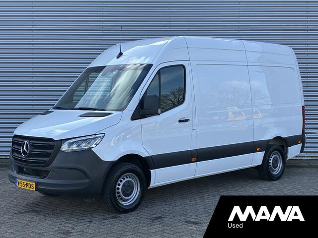 Mercedes-Benz SPRINTER 315 150PK L2H2 RWD Automaat LED Camera Cruise Trekhaak