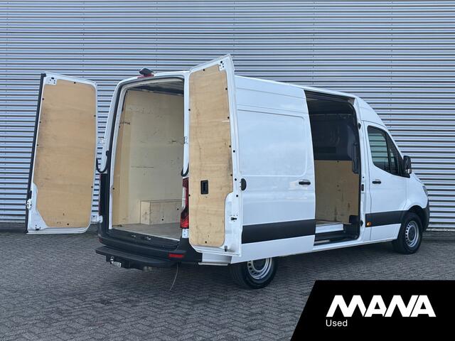 Mercedes-Benz SPRINTER 315 150PK L2H2 RWD Automaat LED Camera Cruise Trekhaak