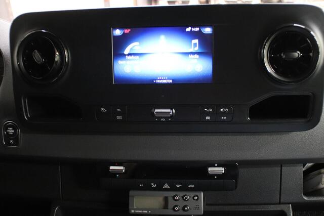 Mercedes-Benz SPRINTER 316 L2H2 KOELWAGEN VRIESAUTO MET LAADKLEP