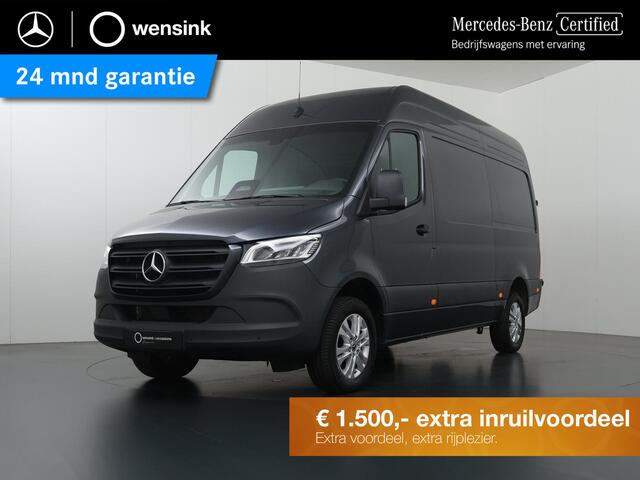 Mercedes-Benz SPRINTER 319 CDI 190 PK | L2 H2 | AUTOMAAT | PRO | LED | KUNSTLEDER ZWART BEKLEDING | CAMERA | BETIMMERDE LAADRUIMTE | CARPLAY EN ANDROID AUTO | CRUISE | AIRCO | 17" LICHTMETALEN VELGEN | LUCHTGEVEERDE BESTUURDERSSTOEL