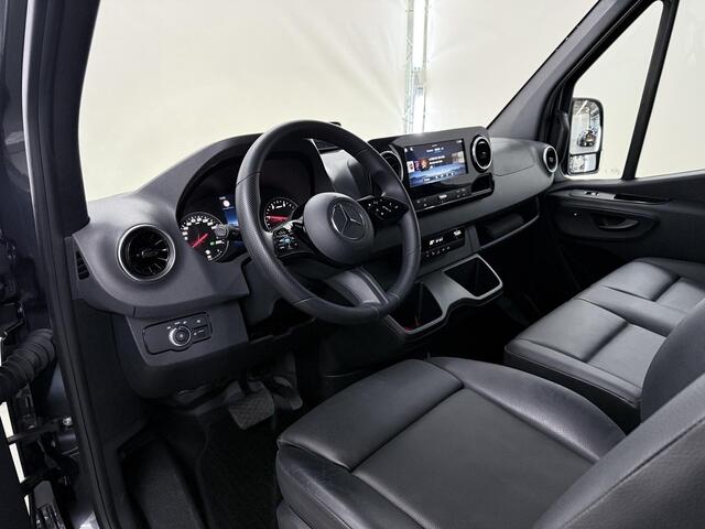 Mercedes-Benz SPRINTER 319 CDI 190 PK | L2 H2 | AUTOMAAT | PRO | LED | KUNSTLEDER ZWART BEKLEDING | CAMERA | BETIMMERDE LAADRUIMTE | CARPLAY EN ANDROID AUTO | CRUISE | AIRCO | 17" LICHTMETALEN VELGEN | LUCHTGEVEERDE BESTUURDERSSTOEL