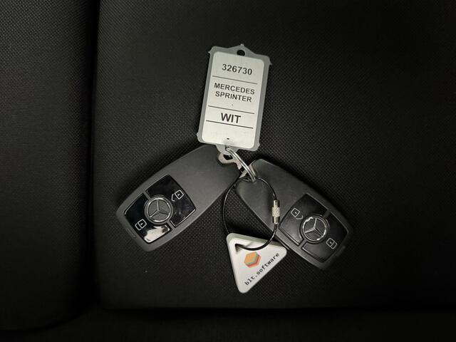 Mercedes-Benz SPRINTER 317CDi L2H2 | Navigatie | 2800Kg Trekhaak | Camera | Multimedia | Airco | Cruise | 3-Zits | Betimmering